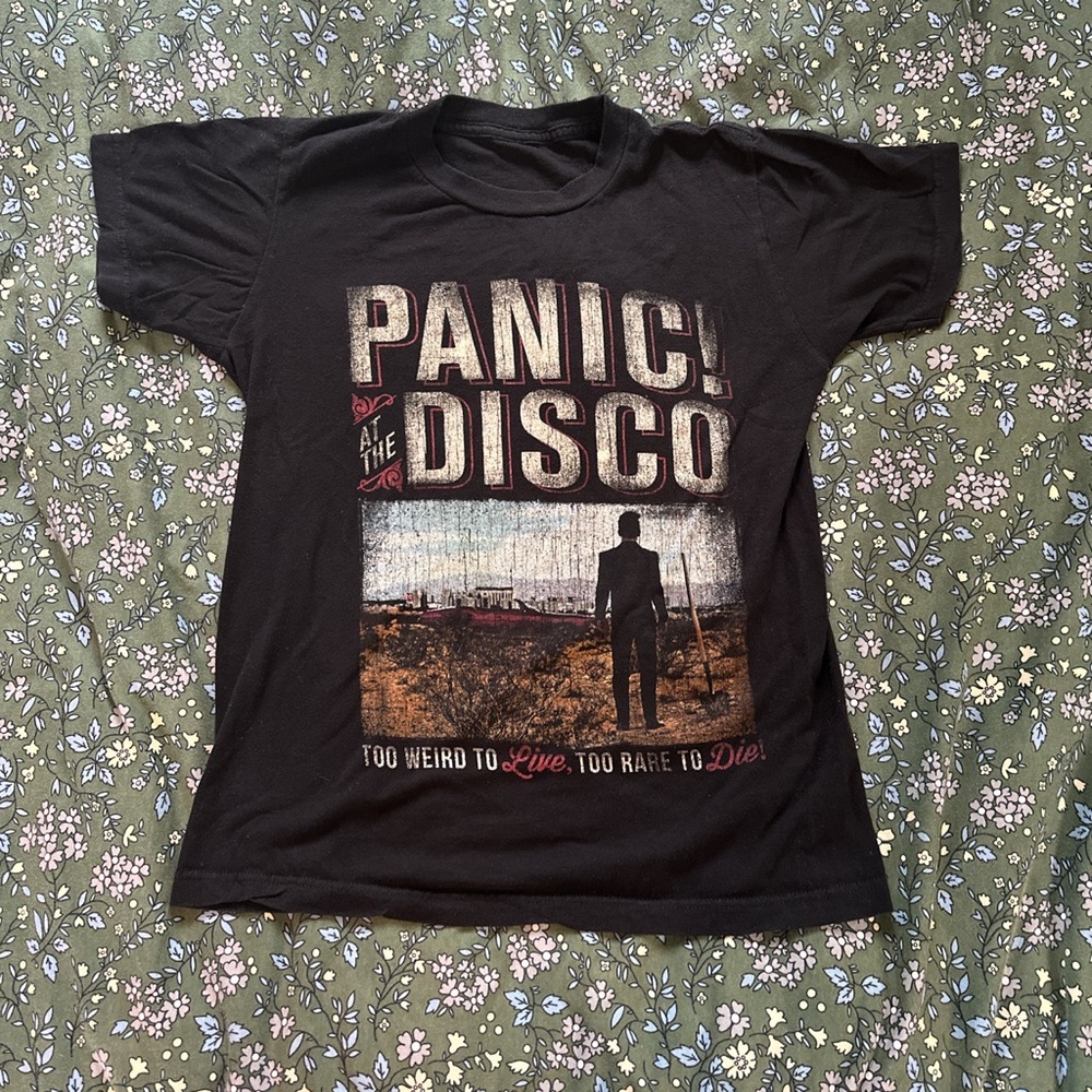 SOLD ON DEPOP Panic! at the Disco Shirt